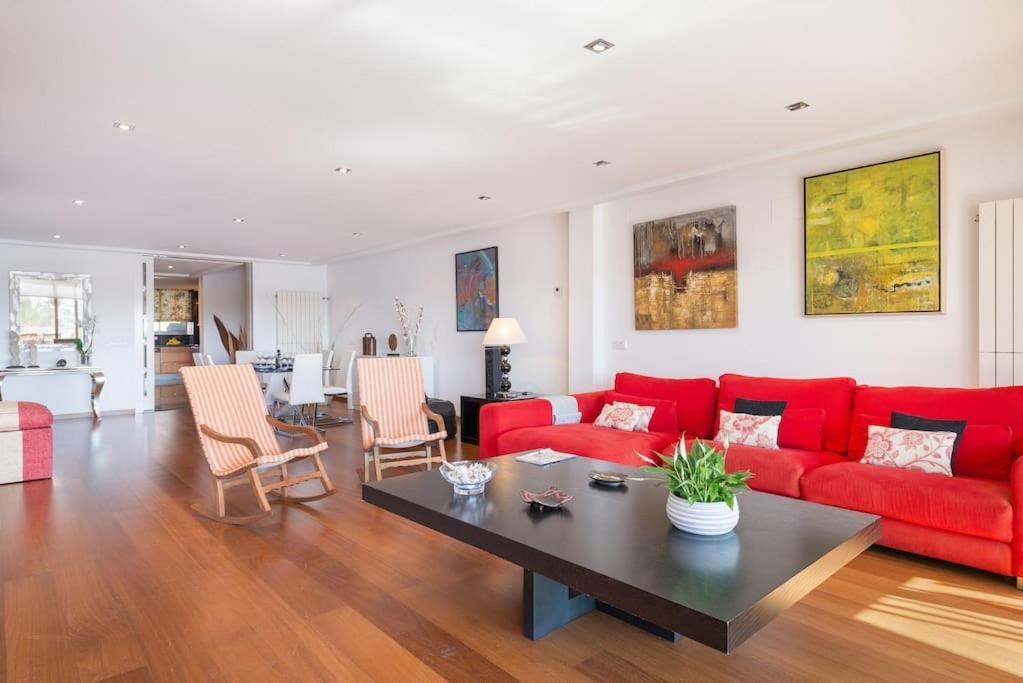 Beachfront & Centric In Puerto De Apartment