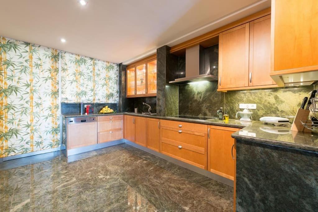 Apartment Beachfront & Centric In Puerto De Alcúdia